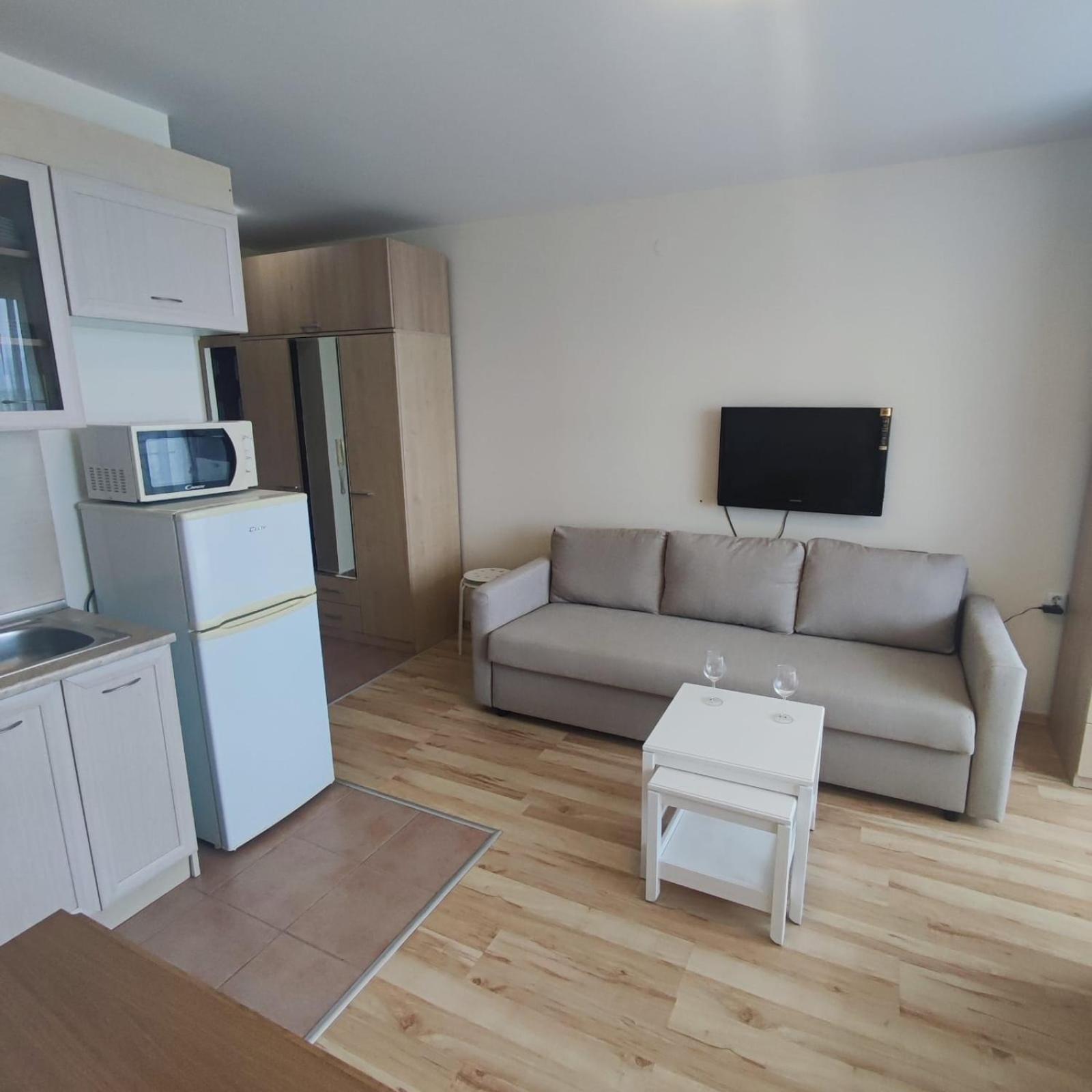 Holiday Fort Golf Club - Premium Apartments Pantai Sunny Bagian luar foto